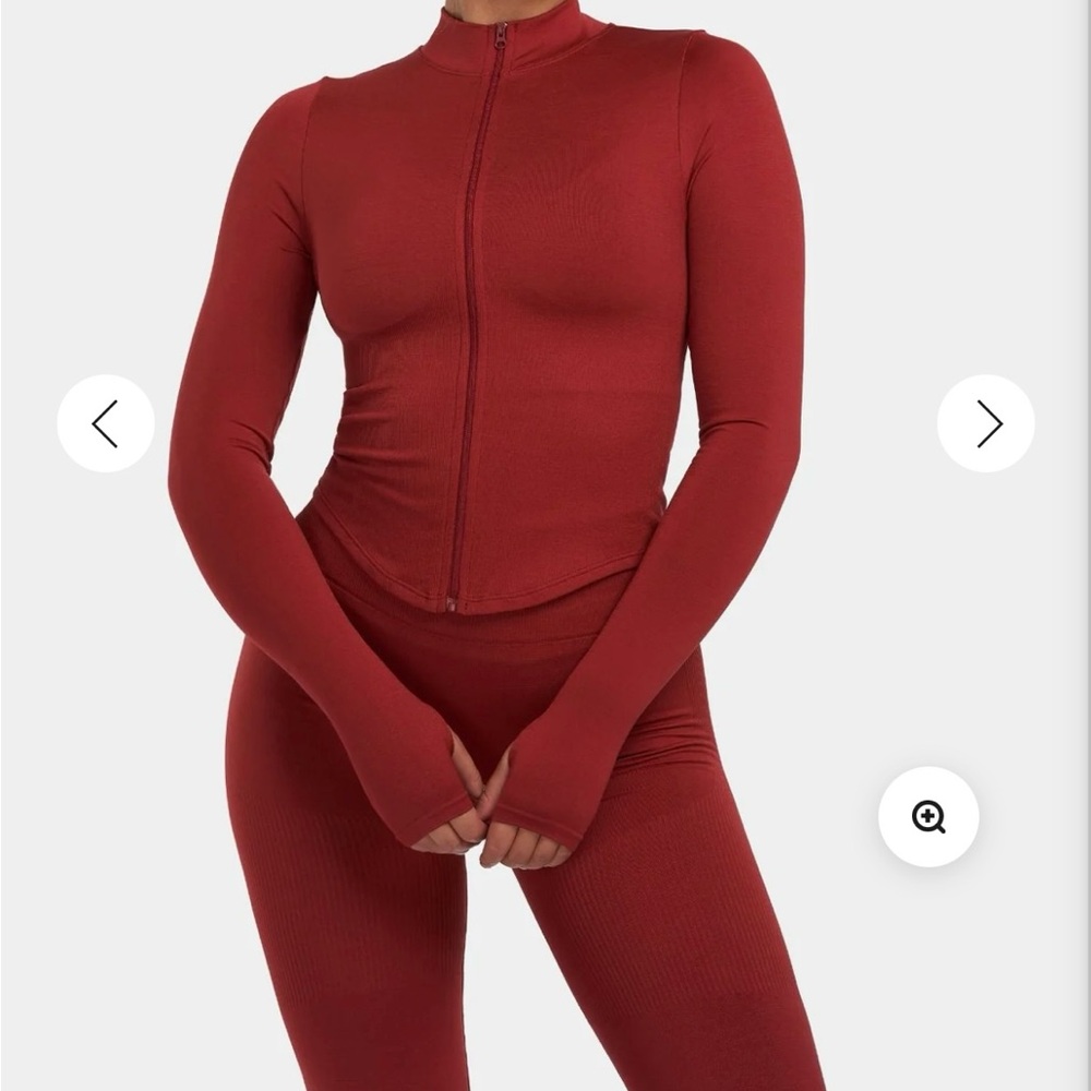 Chic Red Zip-Up Top and Leggings Set